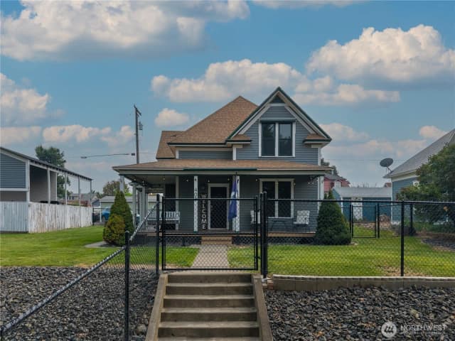 Property photo for 407 W 4th Avenue, Ritzville