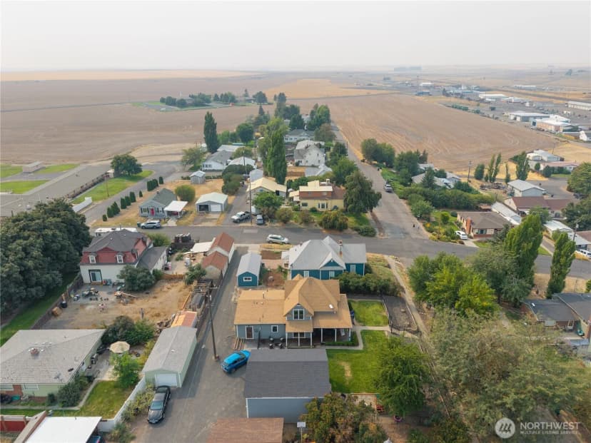 Property photo for 407 W 4th Avenue, Ritzville photo 39