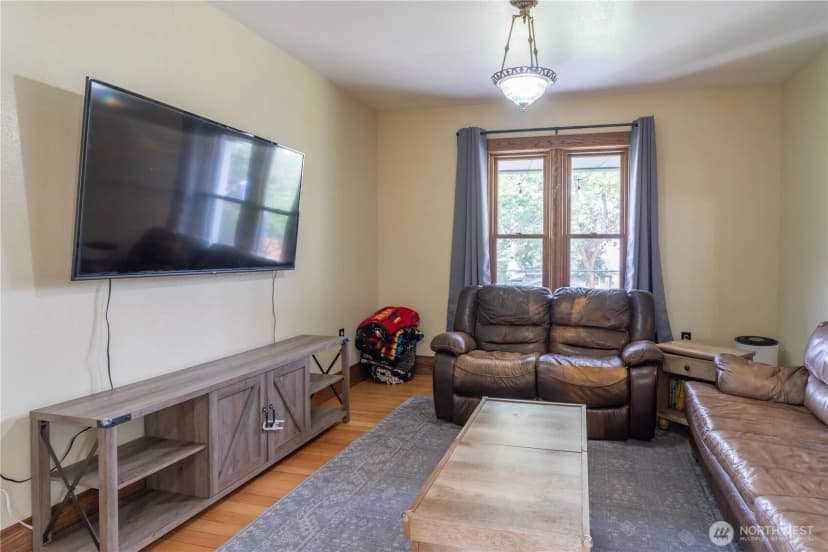 Property photo for 407 W 4th Avenue, Ritzville photo 8