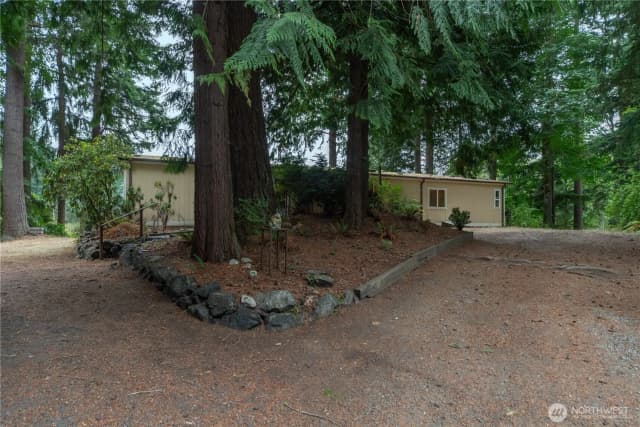 Property photo for 8505 Ne Country Woods Lane, Kingston photo 2