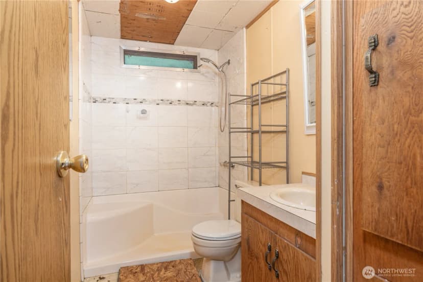 Property photo for 8505 Ne Country Woods Lane, Kingston photo 18
