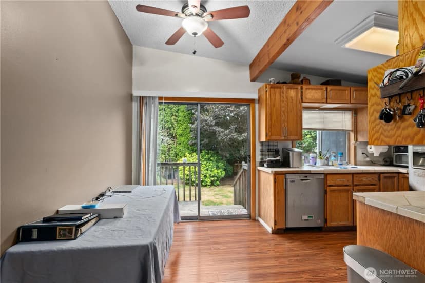 Property photo for 14009 91st Place Ne, Kirkland photo 9