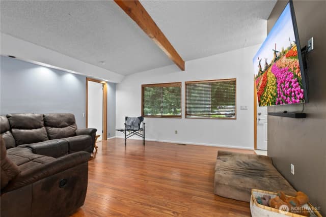 Property photo for 14009 91st Place Ne, Kirkland photo 5