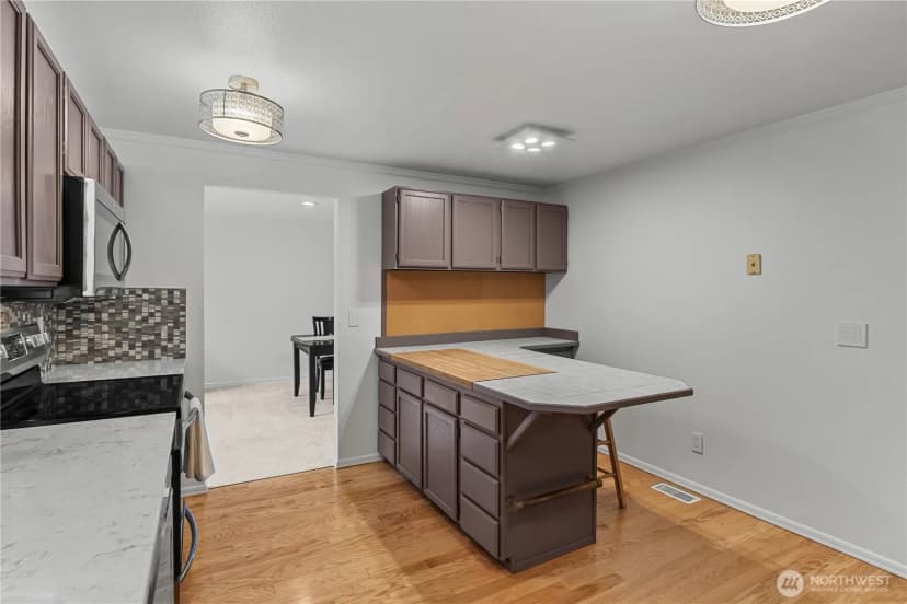 Property photo for 4520 Sw 316th Place, Federal Way photo 13