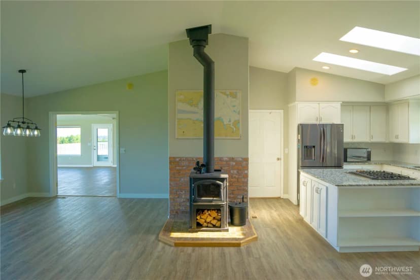 Property photo for 71 Le Roux Road, Sequim photo 11