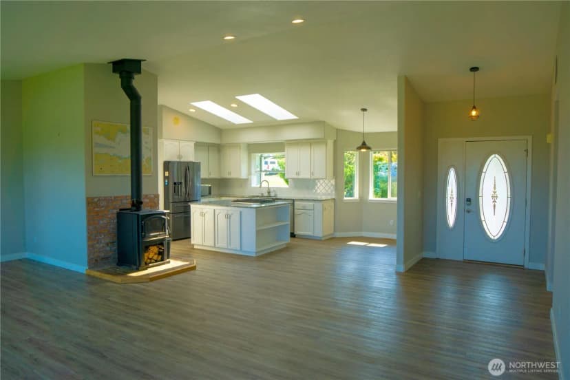 Property photo for 71 Le Roux Road, Sequim photo 12