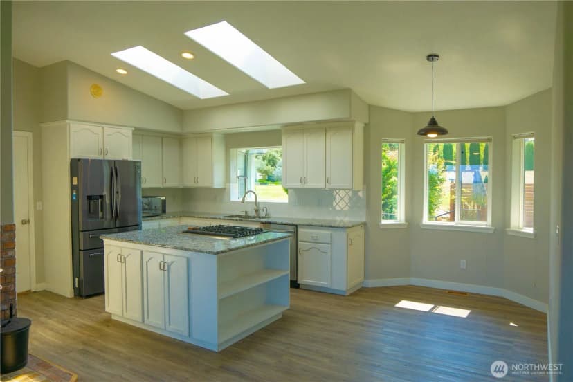 Property photo for 71 Le Roux Road, Sequim photo 13