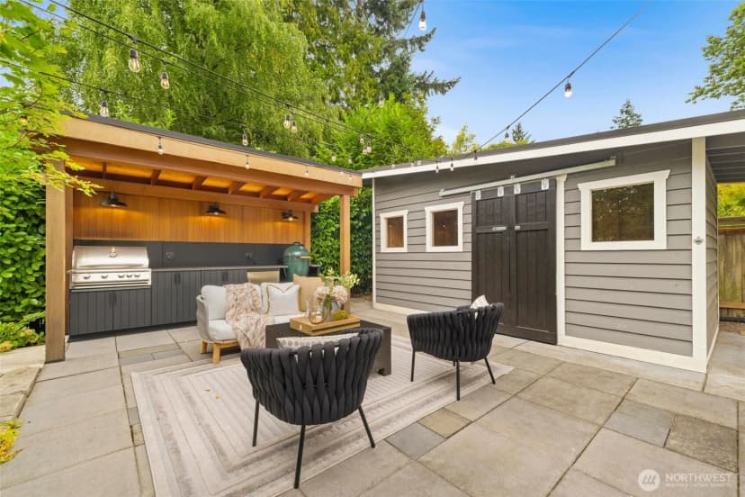 Property photo for 3203 Ne 94th Street, Seattle photo 29