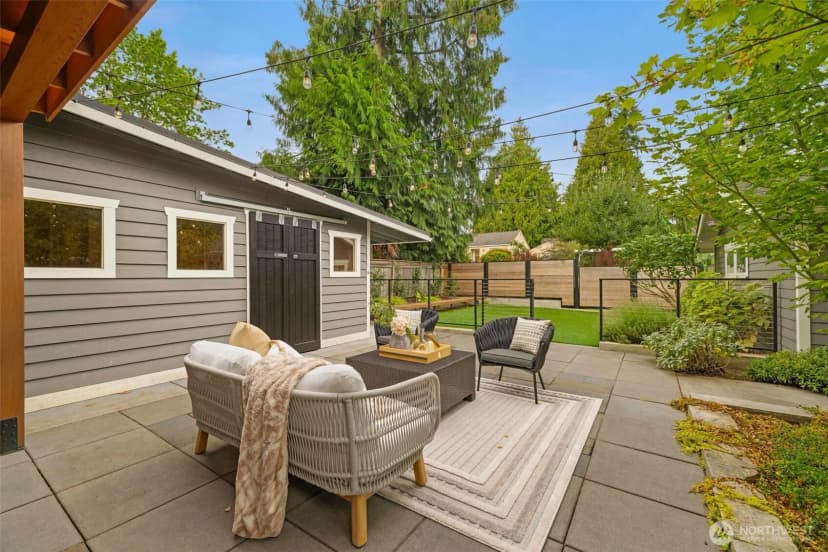 Property photo for 3203 Ne 94th Street, Seattle photo 30
