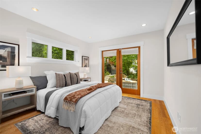 Property photo for 3203 Ne 94th Street, Seattle photo 17