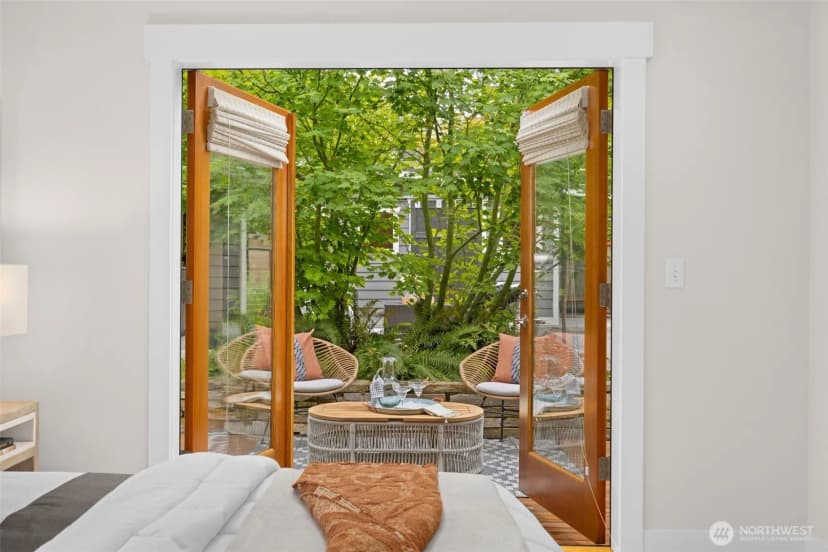 Property photo for 3203 Ne 94th Street, Seattle photo 18