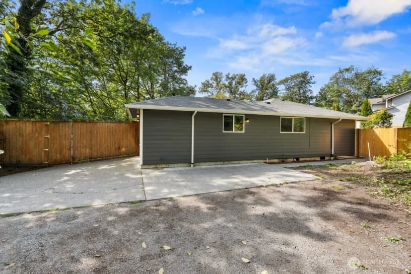 Property photo for 1426 S Kent Des Moines Road, Des Moines photo 30