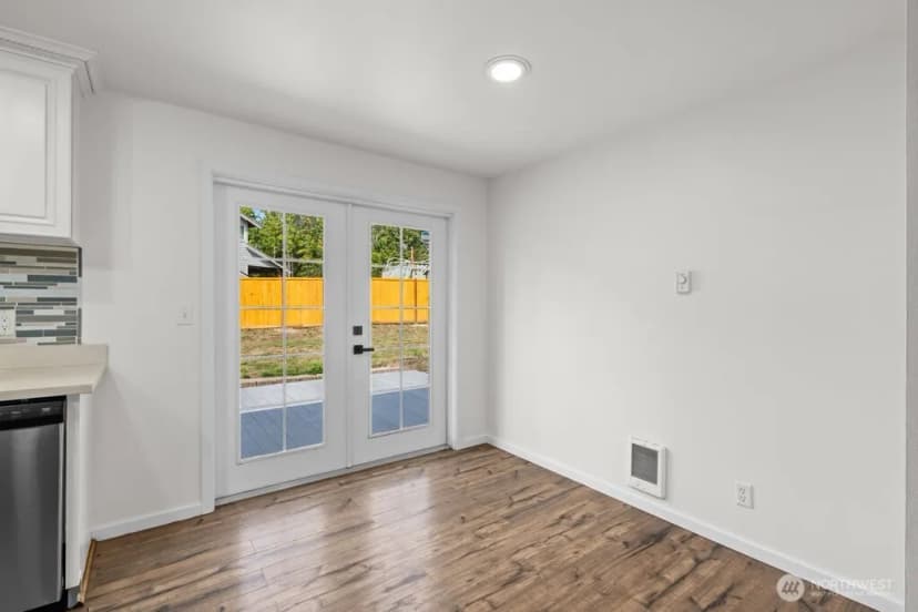Property photo for 1426 S Kent Des Moines Road, Des Moines photo 15