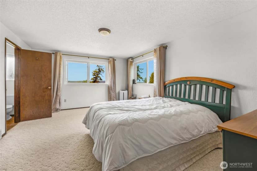 Property photo for 1111 S 274th Place, Des Moines photo 19