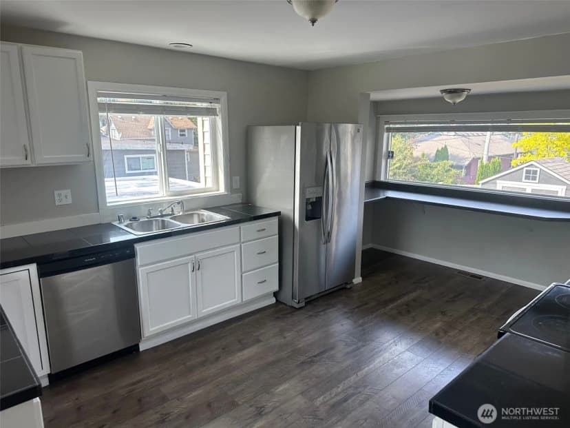 Property photo for 3514 Hoyt Ave, Everett photo 13