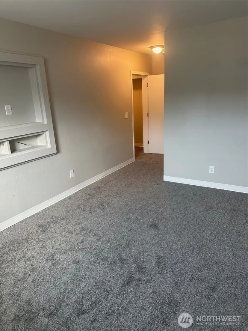 Property photo for 3514 Hoyt Ave, Everett photo 32