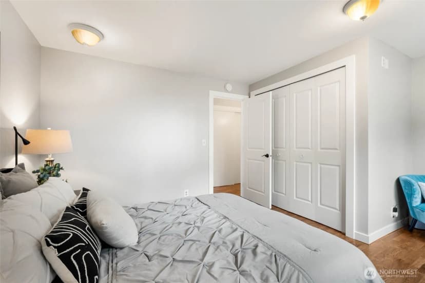 Property photo for 1400 Sw Thistle Street, Seattle photo 16