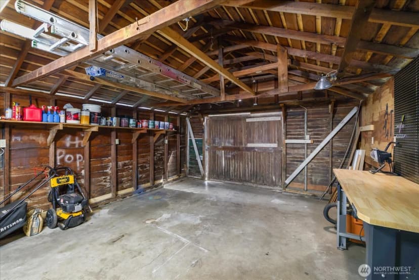 Property photo for 2121 74th Street Se, Everett photo 30