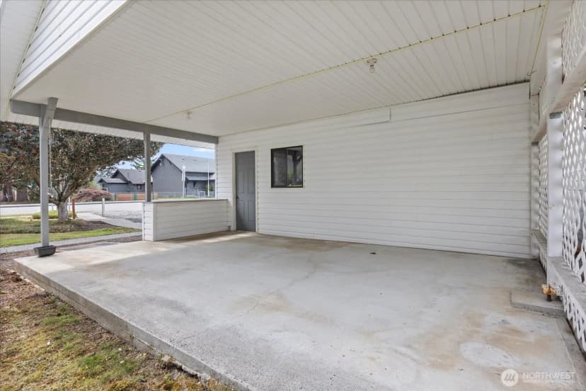 Property photo for 316 S Kentucky Avenue, Granite Falls photo 30