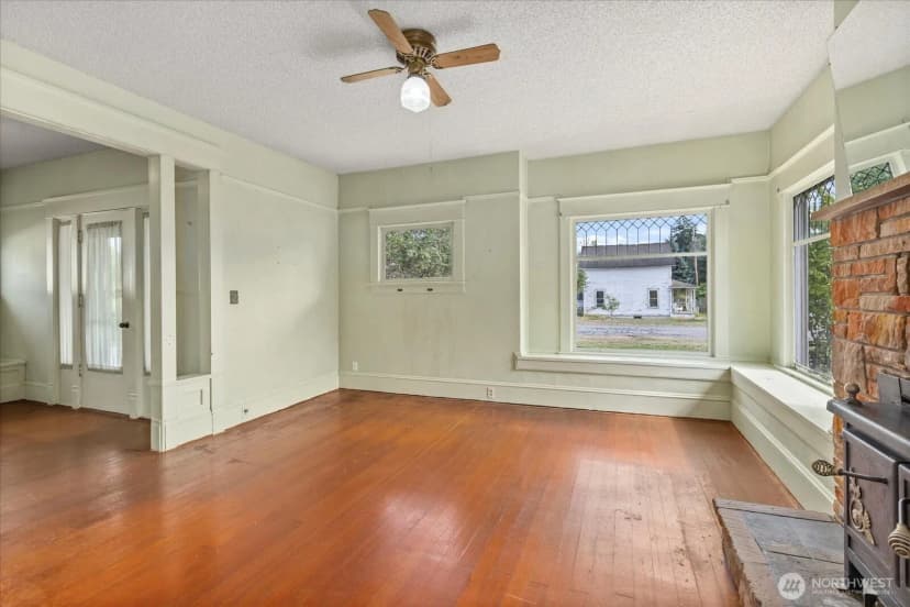 Property photo for 316 S Kentucky Avenue, Granite Falls photo 10
