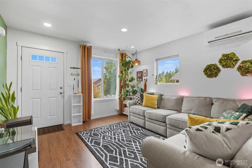 Property photo for 423 Ne Inspiration Street, Poulsbo photo 2