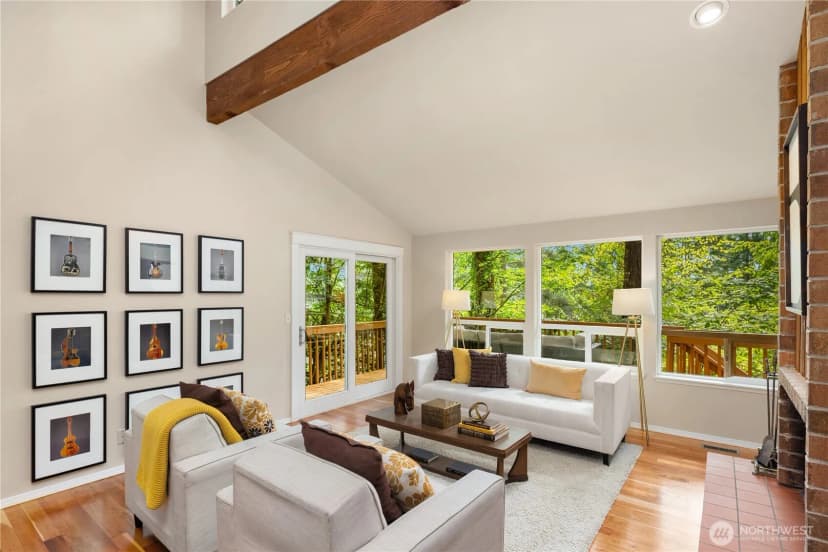 Property photo for 2215 W Lake Sammamish Parkway Ne, Redmond photo 5