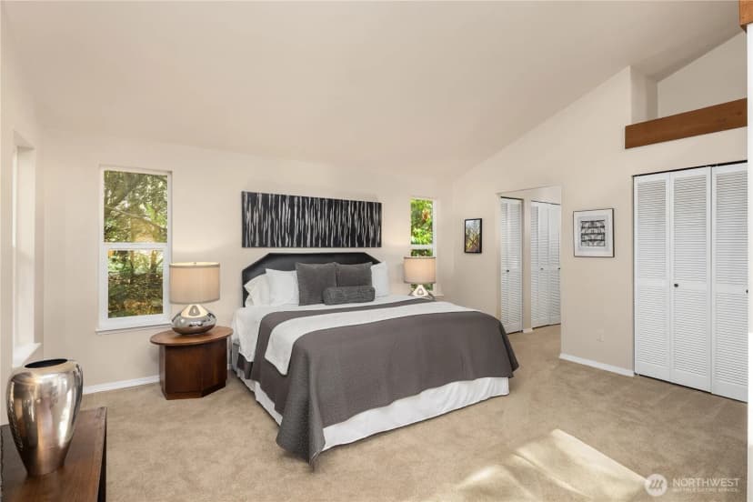 Property photo for 2215 W Lake Sammamish Parkway Ne, Redmond photo 26