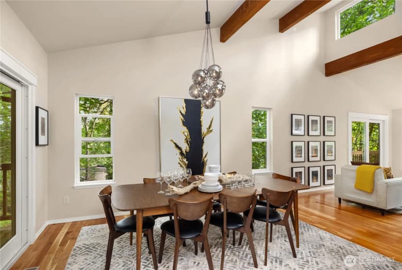 Property photo for 2215 W Lake Sammamish Parkway Ne, Redmond photo 12