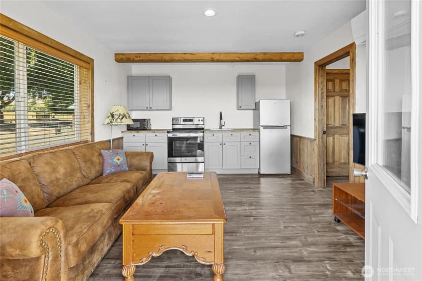 Property photo for 4530 Weaver Road, Ellensburg photo 26
