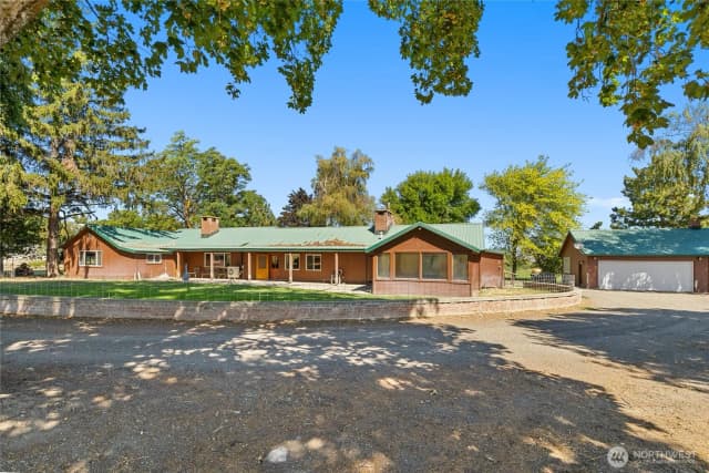 Property photo for 4530 Weaver Road, Ellensburg photo 3