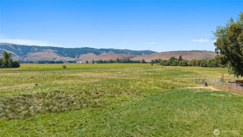 Property photo for 4530 Weaver Road, Ellensburg photo 38