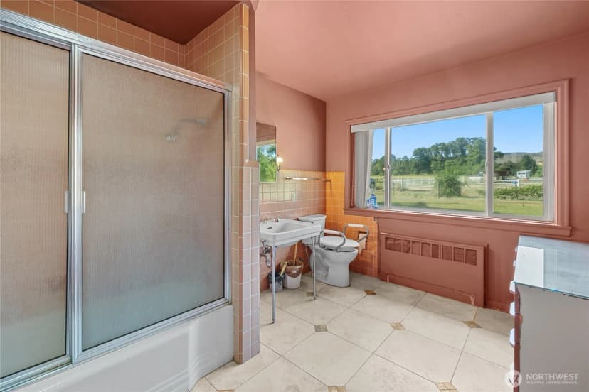 Property photo for 4530 Weaver Road, Ellensburg photo 19