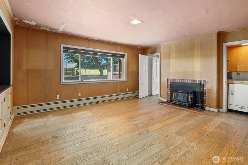Property photo for 4530 Weaver Road, Ellensburg photo 13