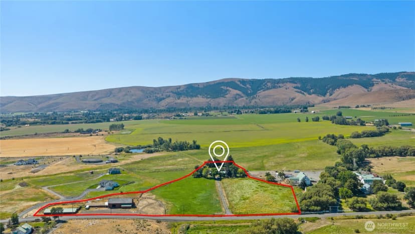Property photo for 4530 Weaver Road, Ellensburg photo 2