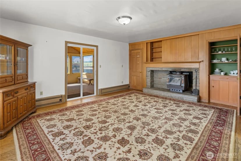 Property photo for 4530 Weaver Road, Ellensburg photo 10
