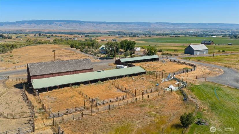 Property photo for 4530 Weaver Road, Ellensburg photo 35