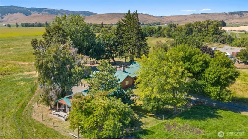 Property photo for 4530 Weaver Road, Ellensburg photo 37