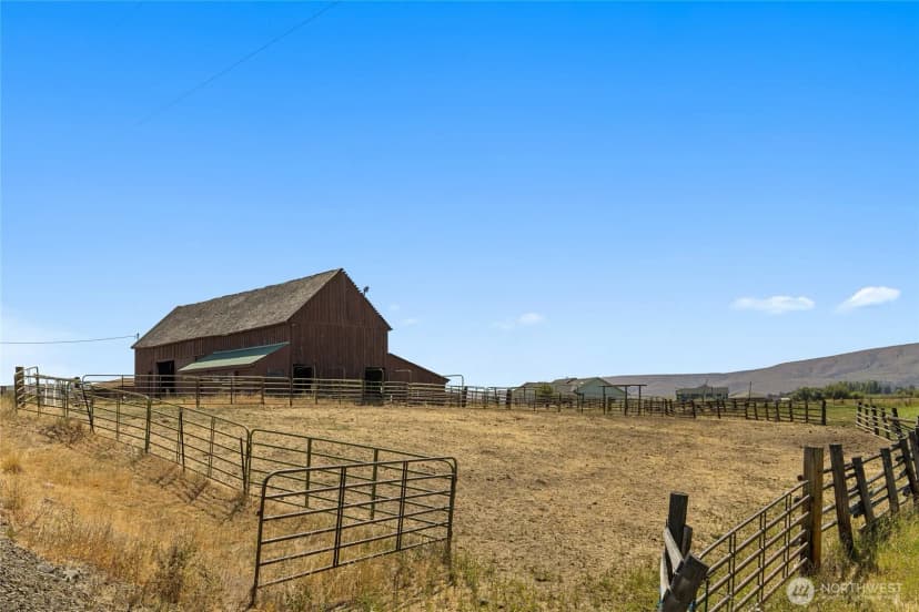 Property photo for 4530 Weaver Road, Ellensburg photo 30