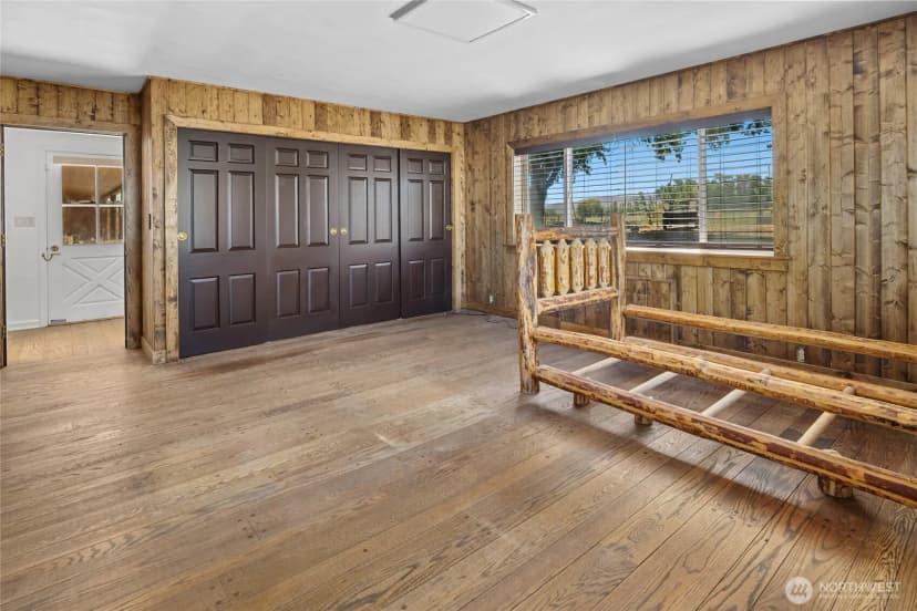 Property photo for 4530 Weaver Road, Ellensburg photo 16