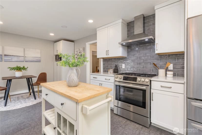 Property photo for 16512 Se 28th Street, Bellevue photo 12