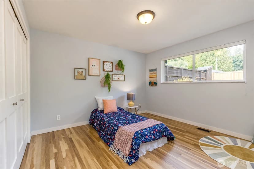 Property photo for 16512 Se 28th Street, Bellevue photo 16