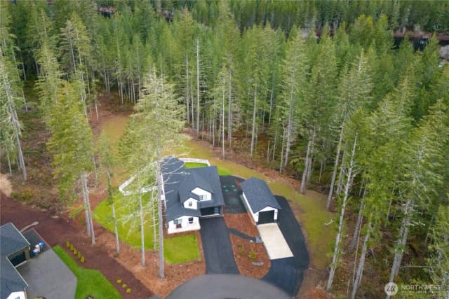 Property photo for 901 W Clear Lake Drive, Shelton photo 3