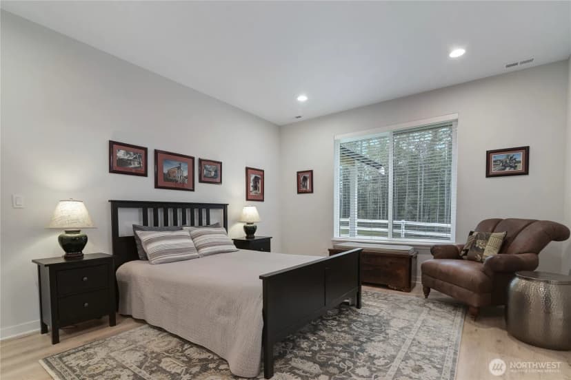 Property photo for 901 W Clear Lake Drive, Shelton photo 23