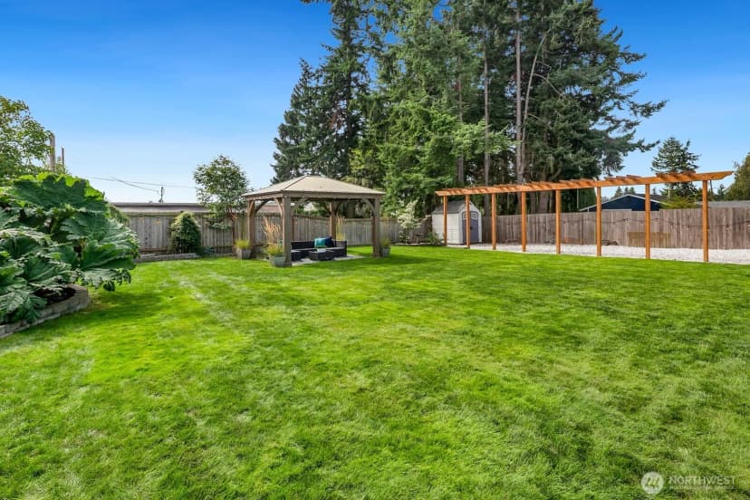 Property photo for 2304 6th Avenue, Everett photo 22