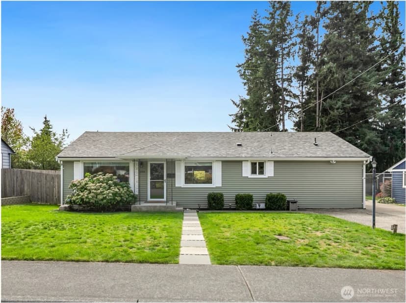 Property photo for 2304 6th Avenue, Everett