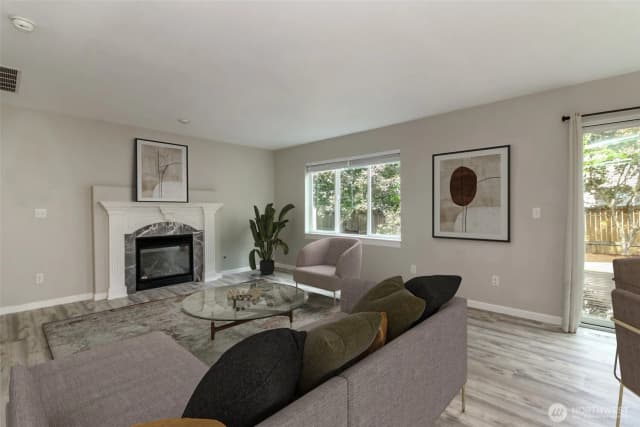 Property photo for 1324 Riddell Avenue Ne, Orting photo 4