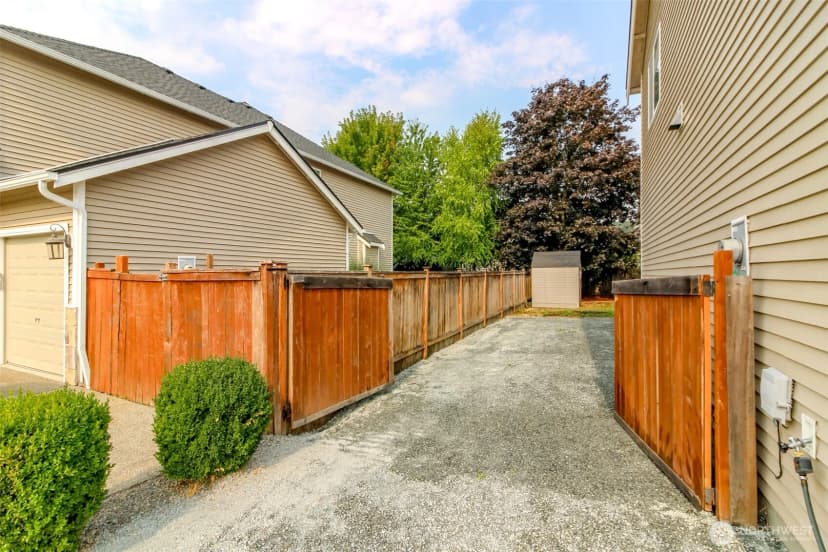 Property photo for 1324 Riddell Avenue Ne, Orting photo 27