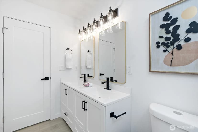 Property photo for 9237 36th Avenue S #a, Seattle photo 15