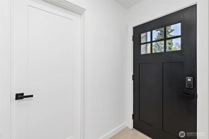 Property photo for 9237 36th Avenue S #a, Seattle photo 5