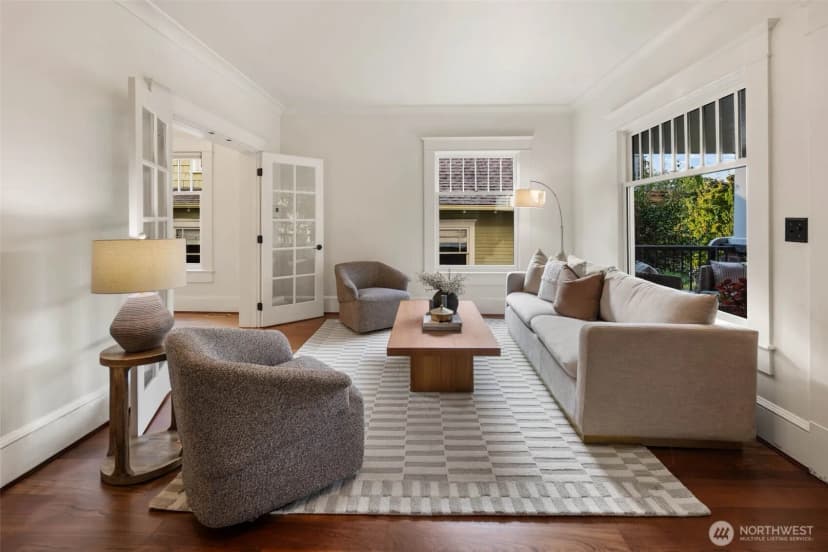 Property photo for 309 Lynn Street, Seattle photo 3